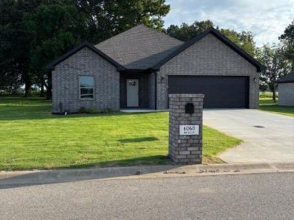 6060 Whitecliff Drive, Jonesboro, AR 72405