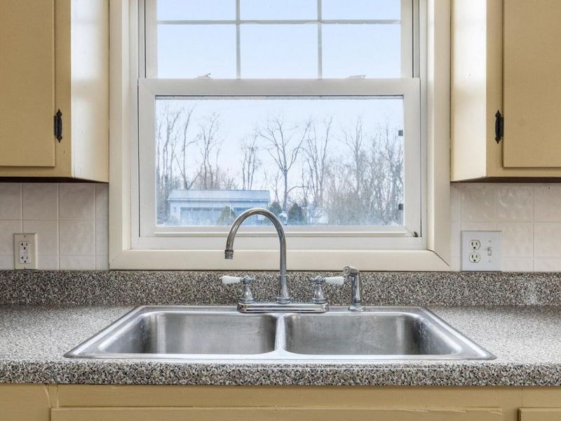 6295 Dresden Road, Zanesville, OH 43701 Photo 12