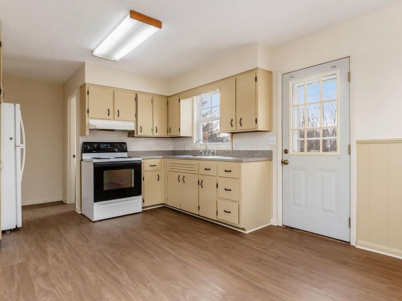 6295 Dresden Road, Zanesville, OH 43701 Photo 14