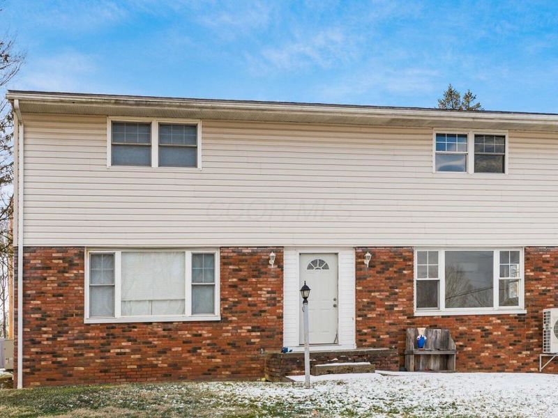 6295 Dresden Road, Zanesville, OH 43701 Photo 2