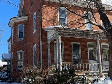 131 JEFFERSON STREET, EAST GREENVILLE, PA 18041