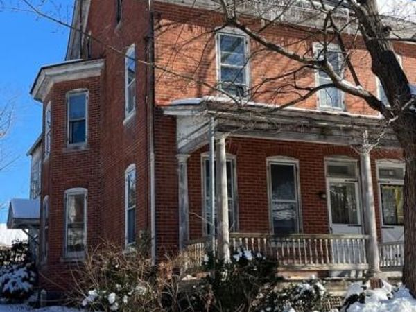 131 JEFFERSON STREET, EAST GREENVILLE, PA 18041