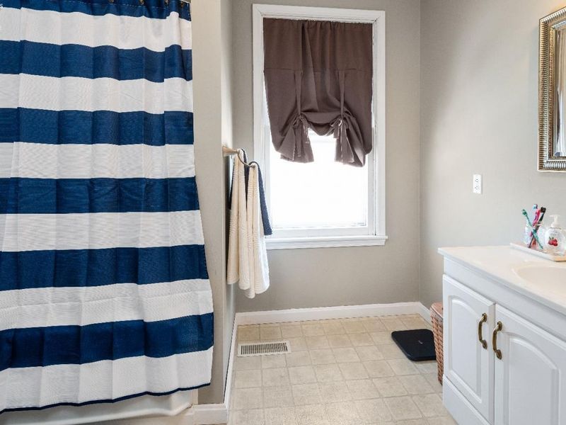 305 W Cherry Street, Clyde, OH 43410 Photo 31