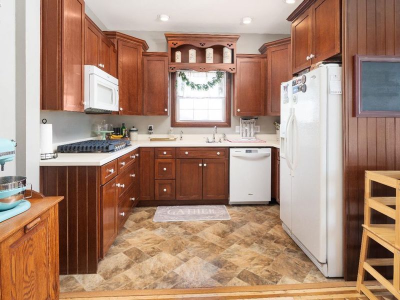 305 W Cherry Street, Clyde, OH 43410 Photo 8