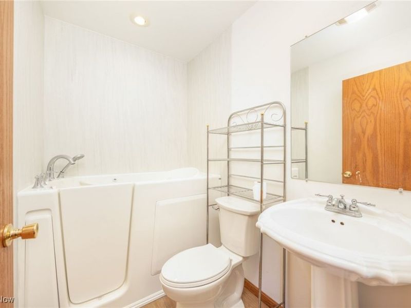 2533 Oak Hill Road, Cutler, OH 45724 Photo 16