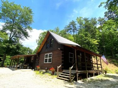 572 Paradise Drive, Rogers, KY 41365