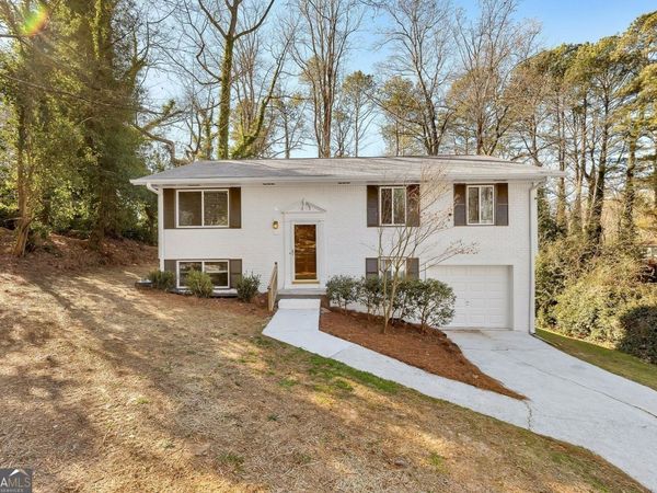 2564 Timberly Drive SE, Marietta, GA 30060