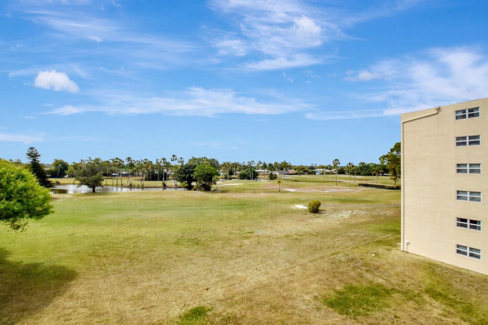 3951 Via Poinciana, Unit 415, Lake Worth, FL 33467 Photo