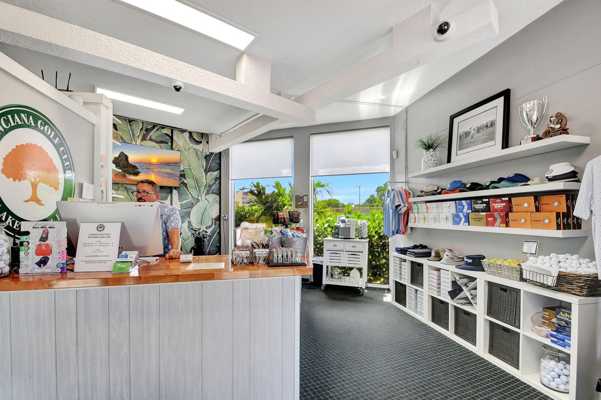 3951 Via Poinciana, Unit 415, Lake Worth, FL 33467 Photo