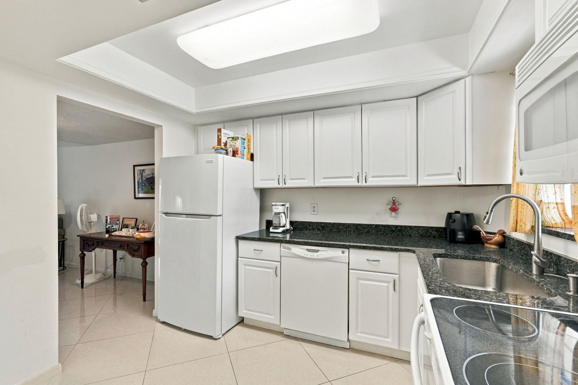 18081 SE Country Club Drive, Unit 7-69, Jupiter, FL 33469 Photo