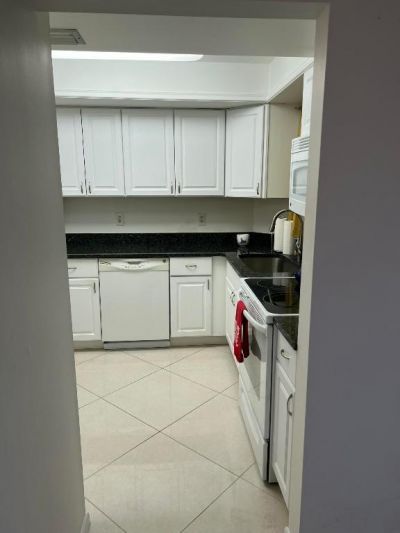 18081 SE Country Club Drive, Unit 7-69, Jupiter, FL 33469 Photo