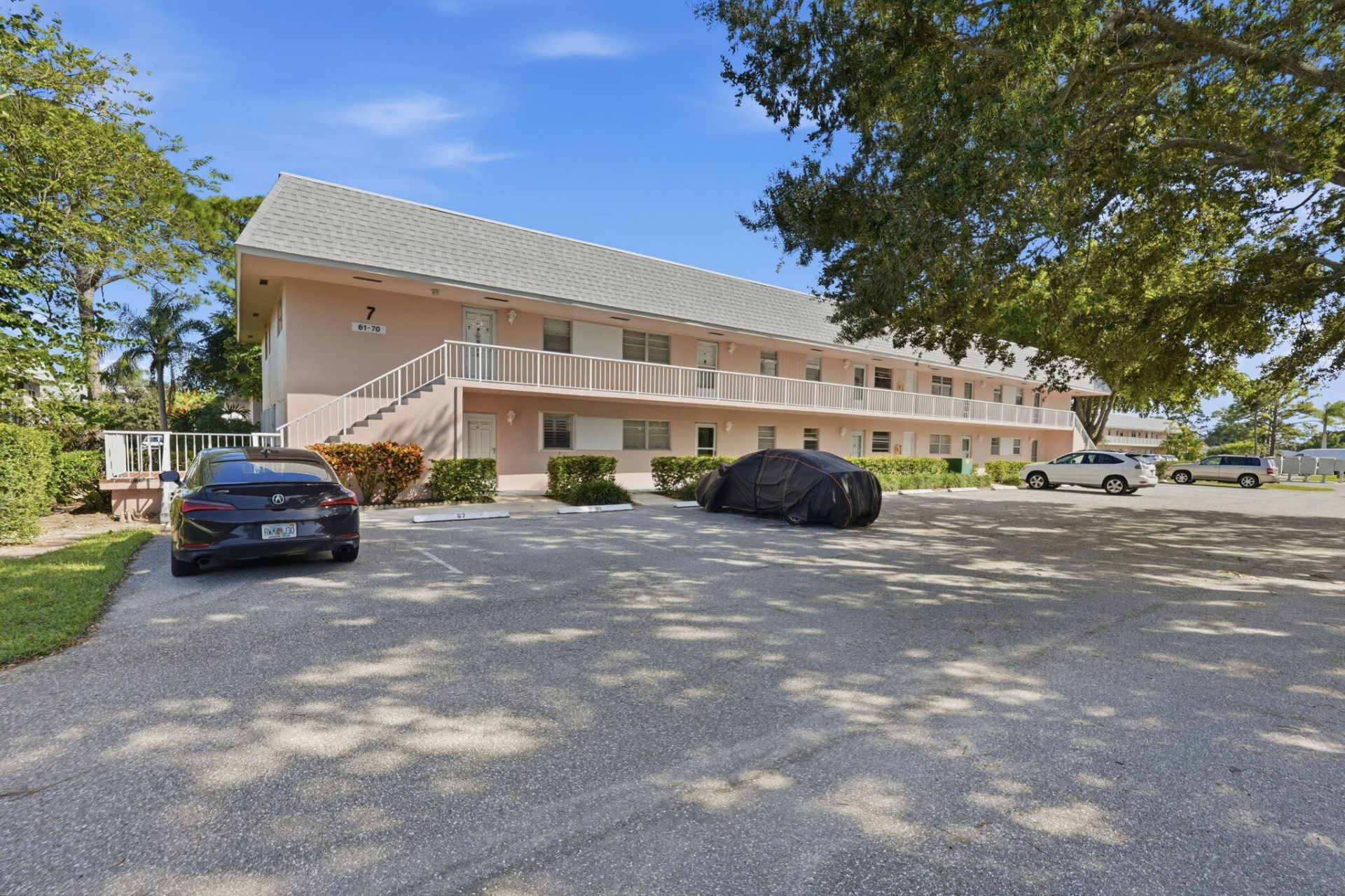 18081 SE Country Club Drive, Unit 7-69, Jupiter, FL 33469 Photo