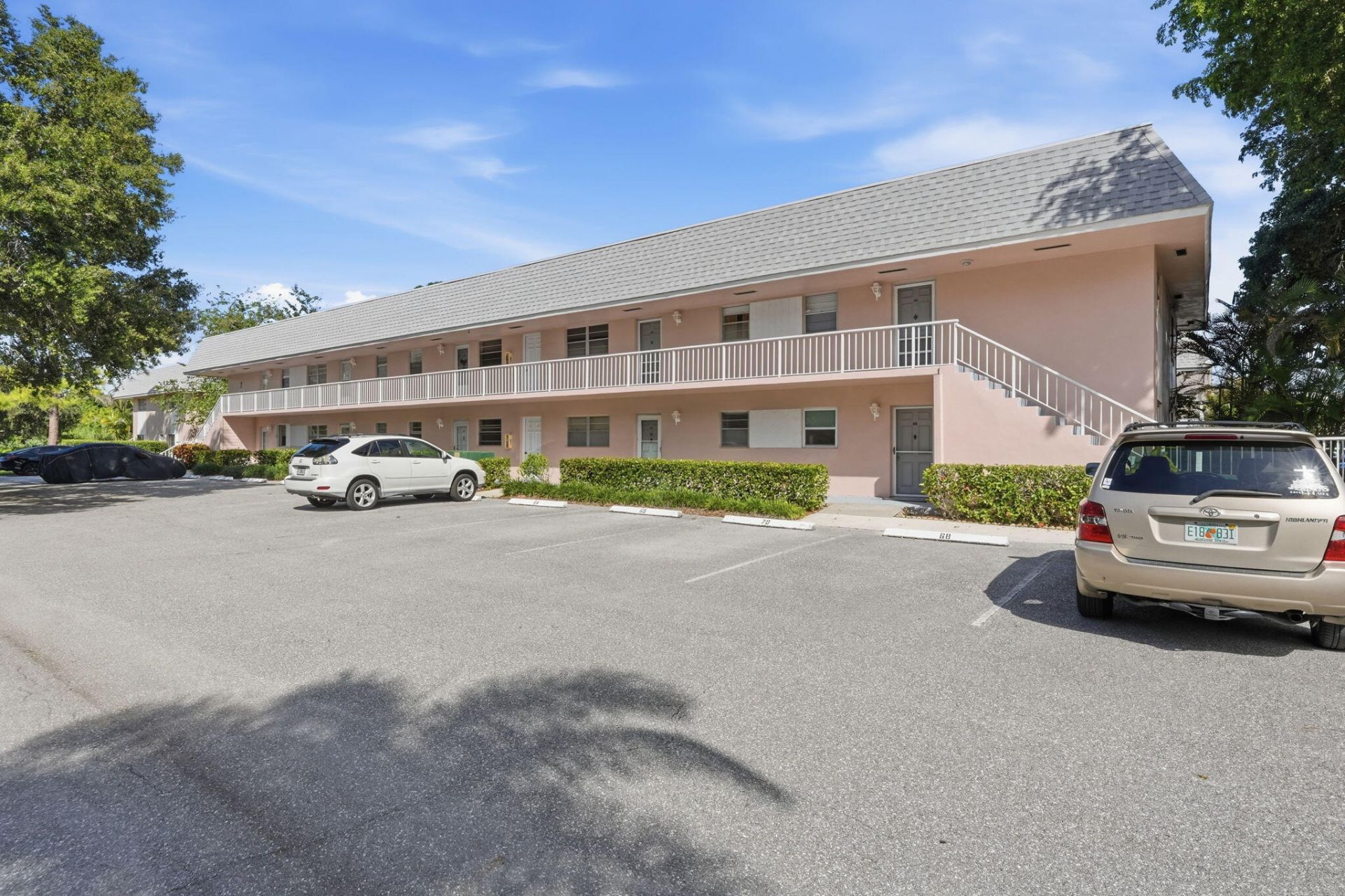 18081 SE Country Club Drive, Unit 7-69, Jupiter, FL 33469 Photo