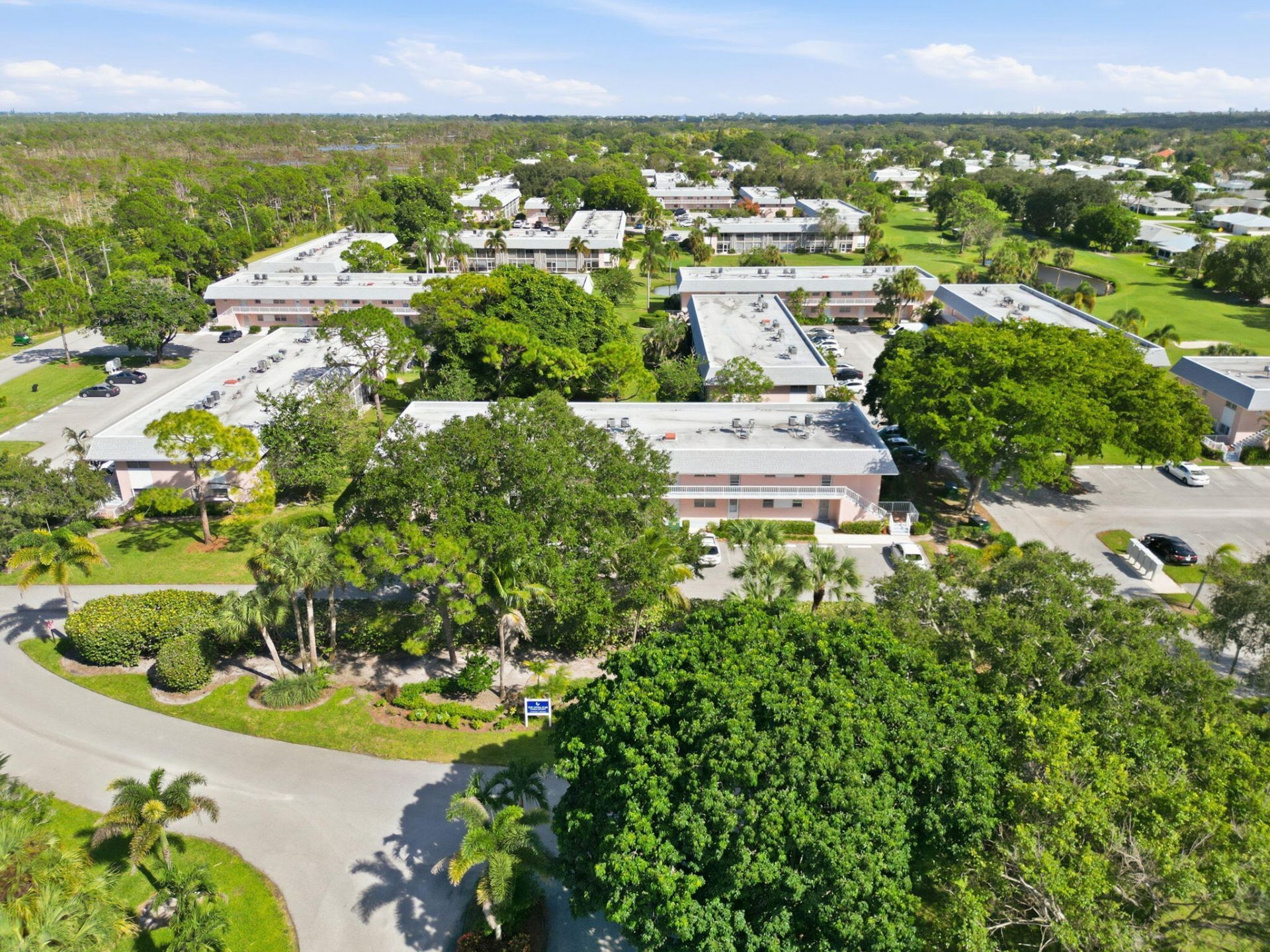 18081 SE Country Club Drive, Unit 7-69, Jupiter, FL 33469 Photo