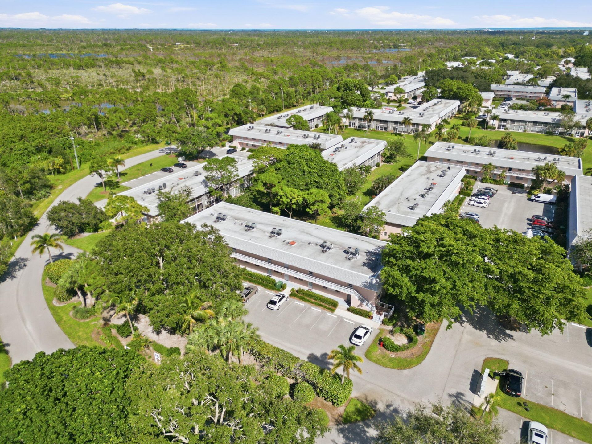 18081 SE Country Club Drive, Unit 7-69, Jupiter, FL 33469 Photo