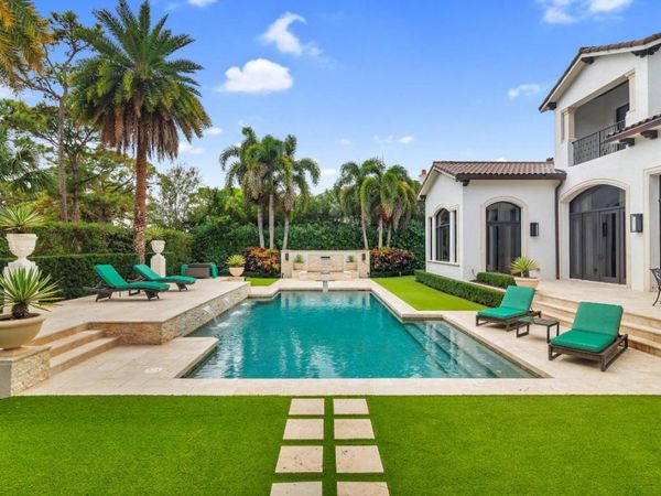 135 W Bears Club Drive, Jupiter, FL 33477