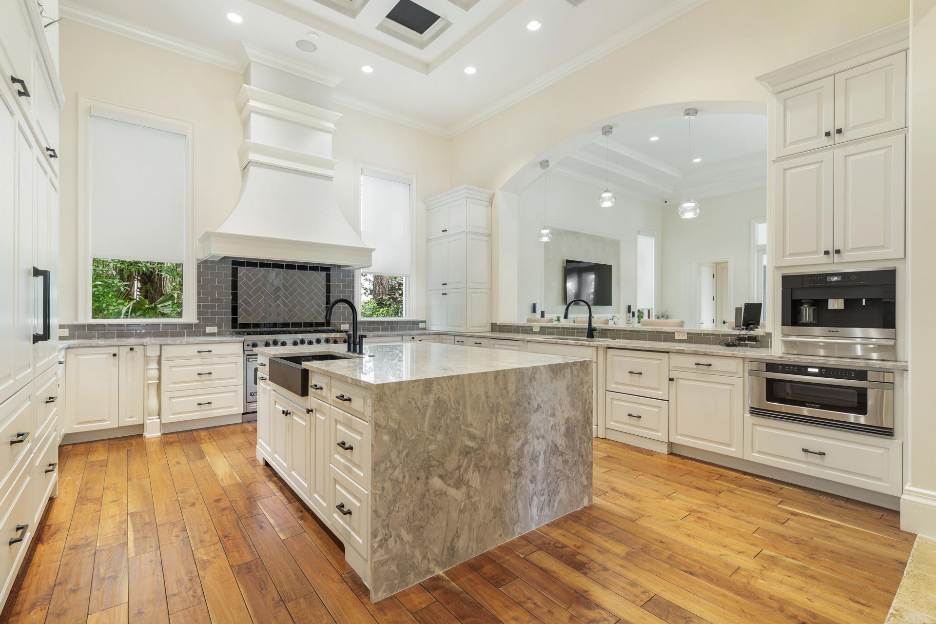 135 W Bears Club Drive, Jupiter, FL 33477 Photo