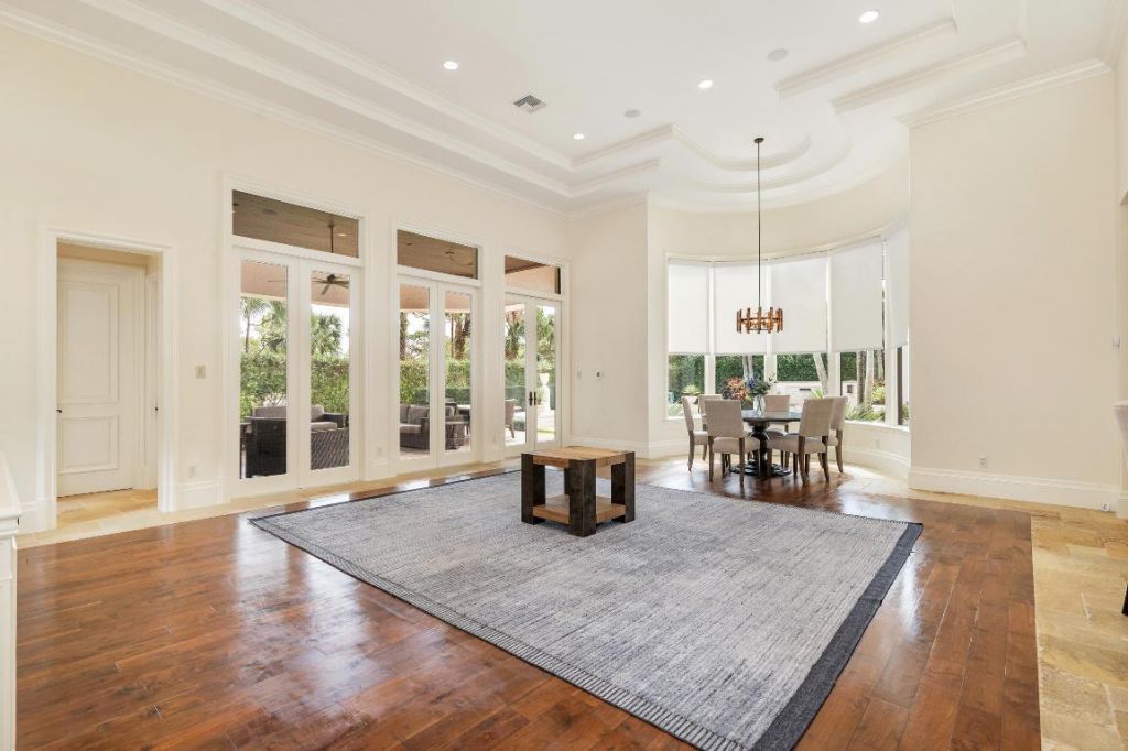 135 W Bears Club Drive, Jupiter, FL 33477 Photo