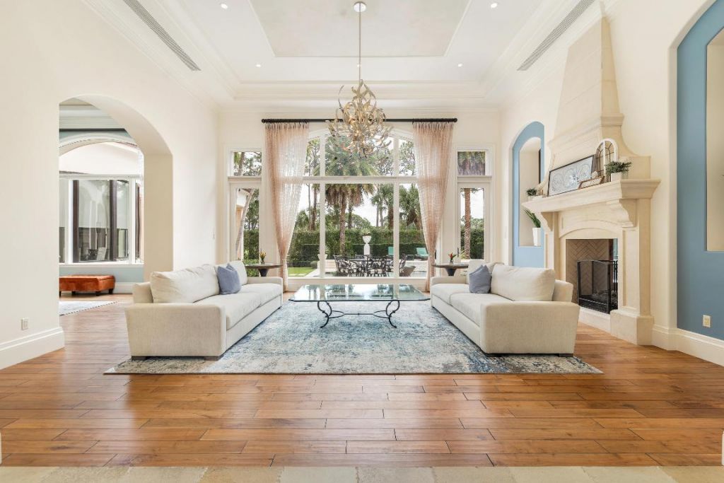 135 W Bears Club Drive, Jupiter, FL 33477 Photo