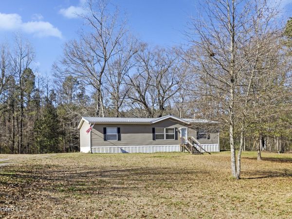 121 Fox Run Drive, Raymond, MS 39154