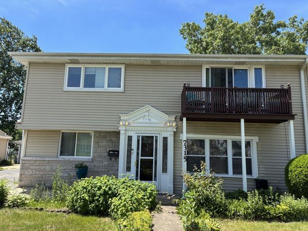 7315 Arcadia Street, Morton Grove, IL 60053