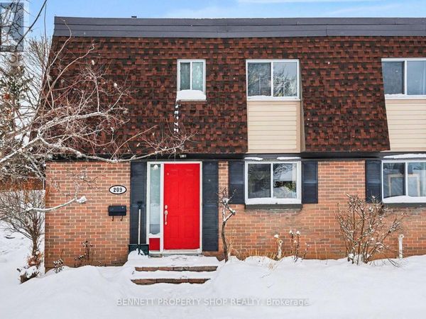 209 Ridgepark Private, Unit 41, Ottawa, ON K2G1H1