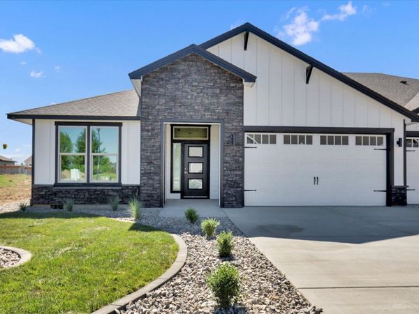 1109 - Unit 29 N Country Club Dr, Deer Park, WA 99006