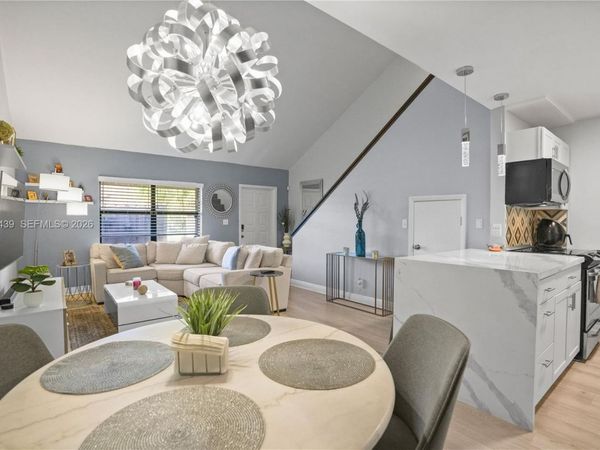 4880 SW 64th Way, Unit 4880, Davie, FL 33314