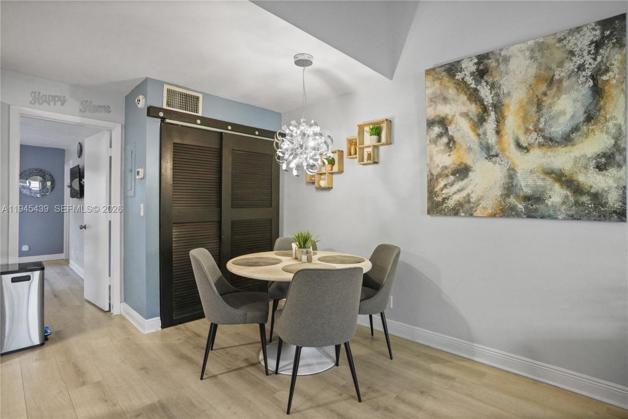 4880 SW 64th Way, Unit 4880, Davie, FL 33314 Photo