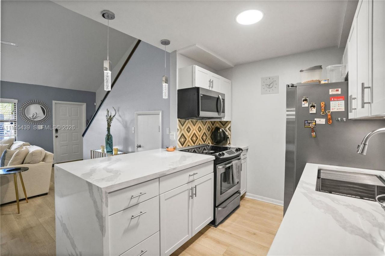 4880 SW 64th Way, Unit 4880, Davie, FL 33314 Photo