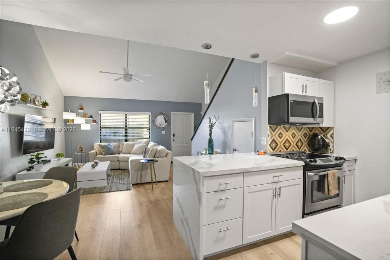 4880 SW 64th Way, Unit 4880, Davie, FL 33314 Photo