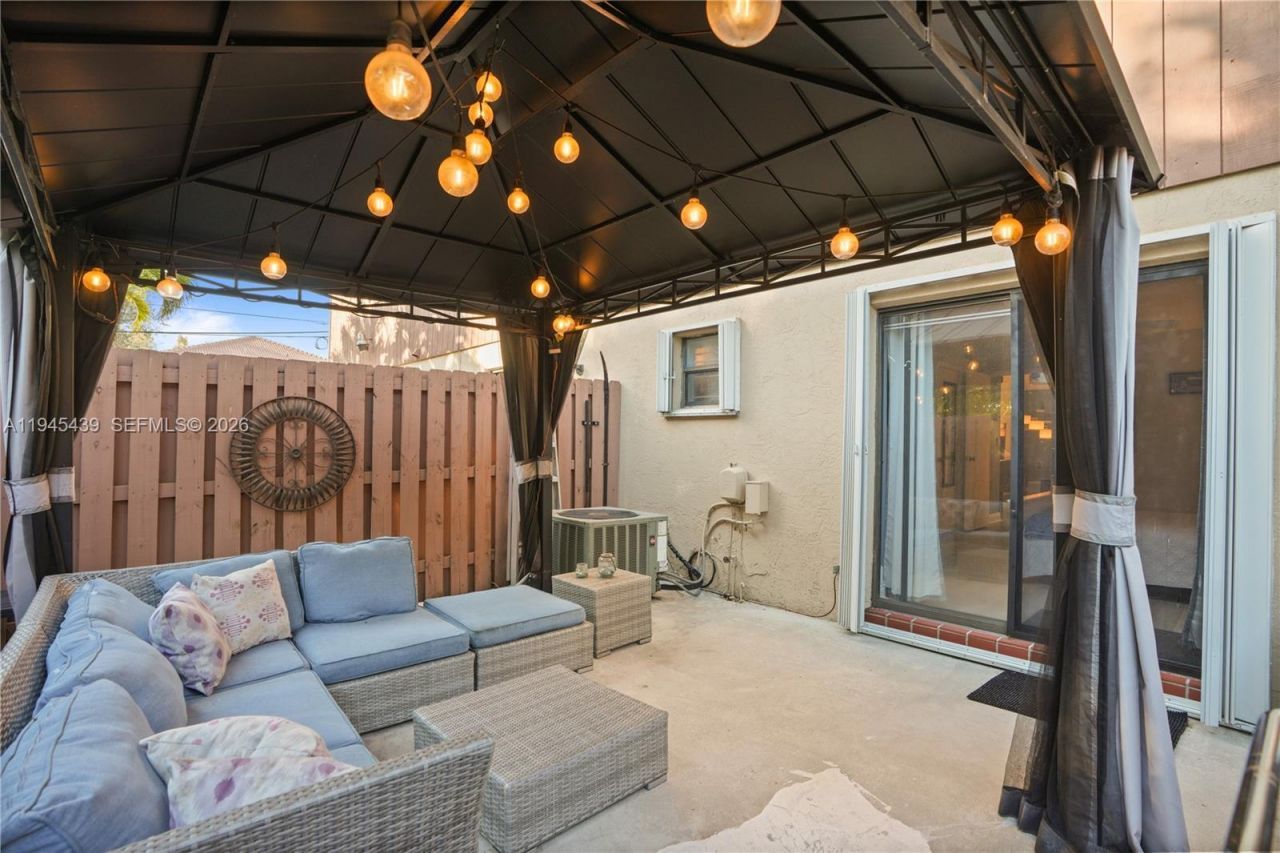 4880 SW 64th Way, Unit 4880, Davie, FL 33314 Photo