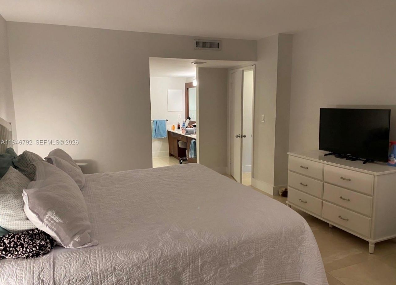 155 Ocean Lane Dr , Unit 611, Key Biscayne, FL 33149 Photo