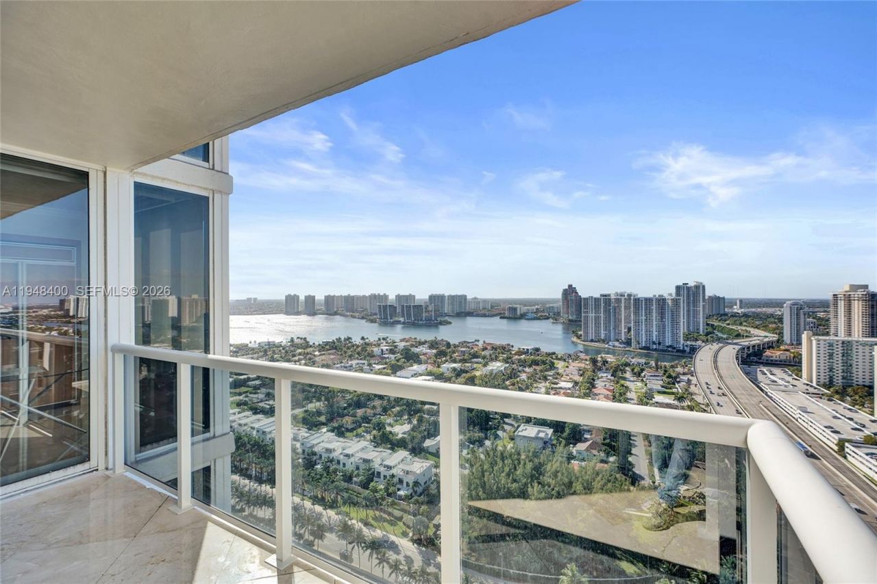 19111 Collins Ave, Unit 2905, Sunny Isles Beach, FL 33160 Photo