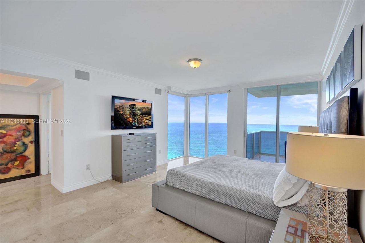 19111 Collins Ave, Unit 2905, Sunny Isles Beach, FL 33160 Photo