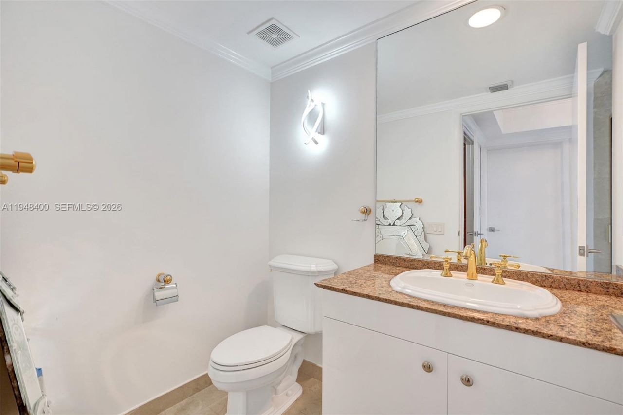 19111 Collins Ave, Unit 2905, Sunny Isles Beach, FL 33160 Photo