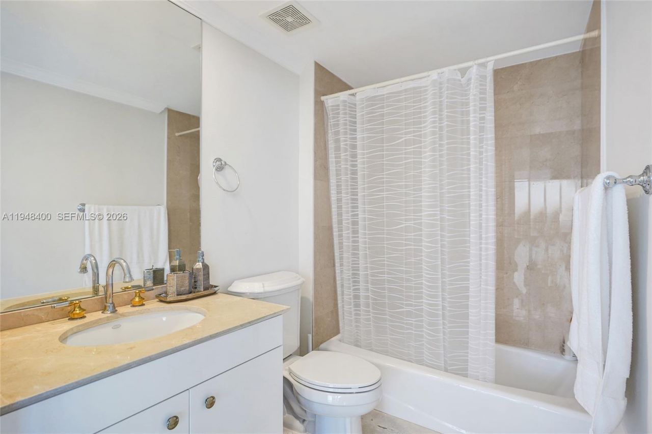 19111 Collins Ave, Unit 2905, Sunny Isles Beach, FL 33160 Photo