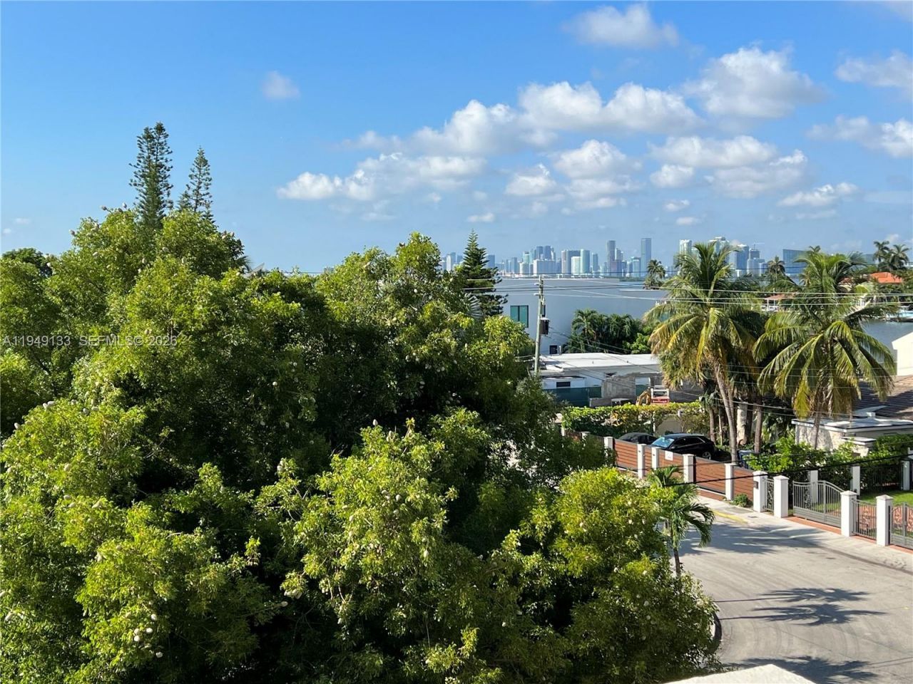 1455 N Treasure Dr, Unit 4P, North Bay Village, FL 33141 Photo