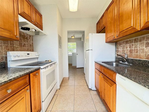 2525 N 23rd Ave, Unit 1, Hollywood, FL 33020