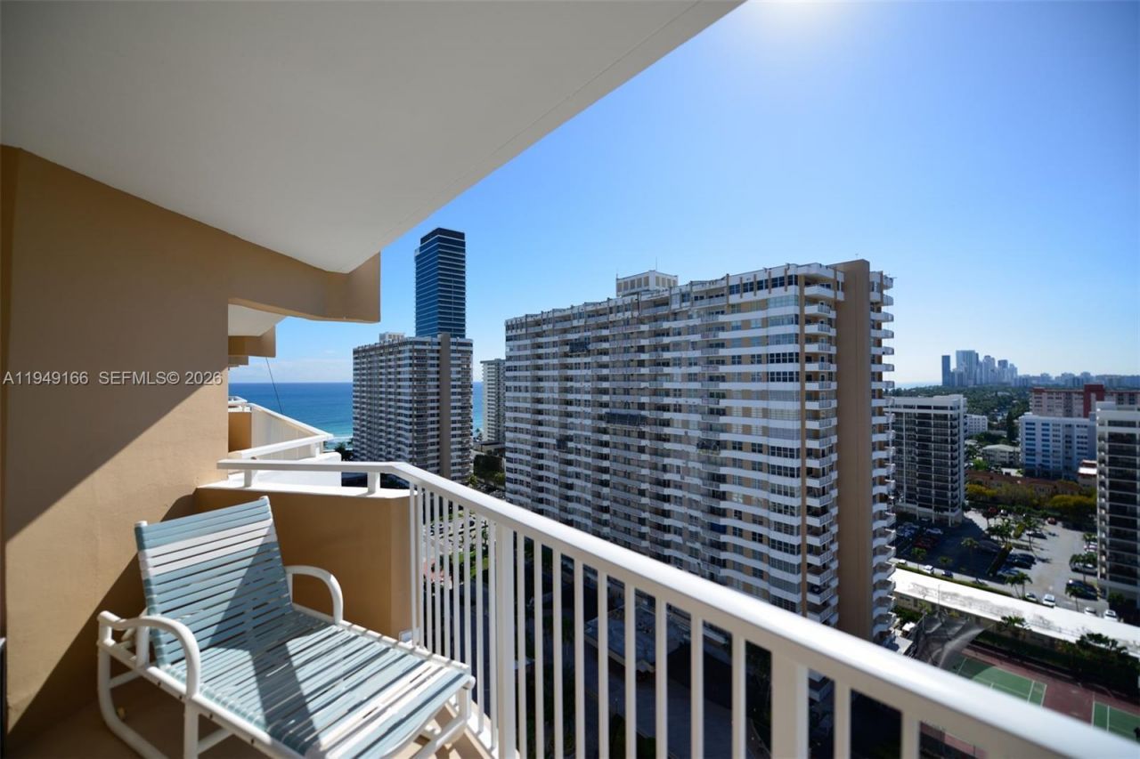 1965 S Ocean Dr, Unit 18K, Hallandale Beach, FL 33009 Photo