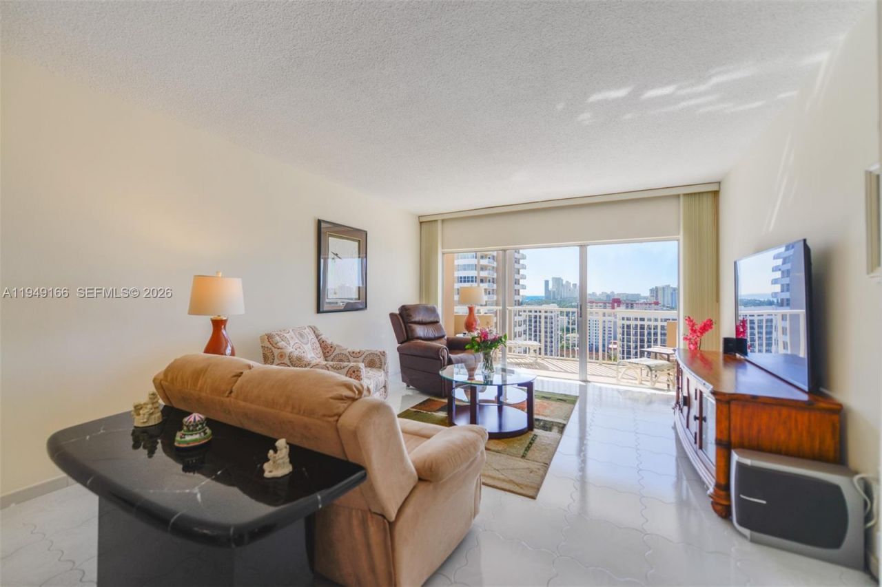 1965 S Ocean Dr, Unit 18K, Hallandale Beach, FL 33009 Photo