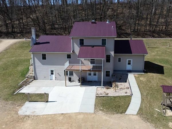 S6720 Eli Valley Road, Loganville, WI 53943