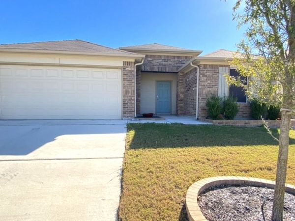 844 Nodding Nixie, Seguin, TX 78155