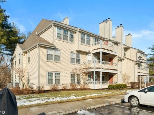 303 Trinity Ct, West Windsor, NJ 08540