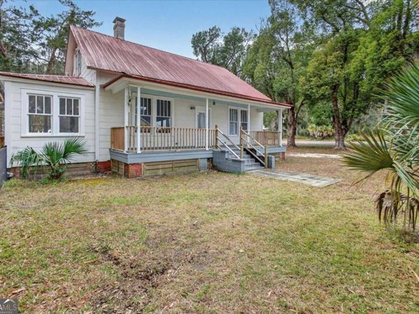 1401 Wayne, Darien, GA 31305