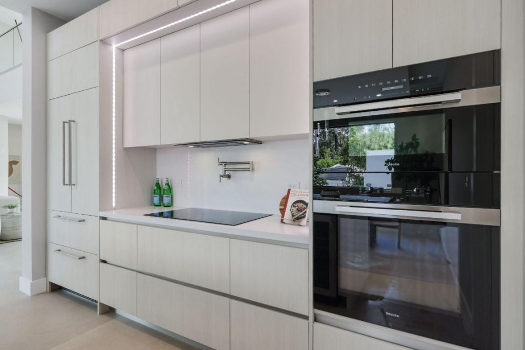 2015 NE 4th Ave, Wilton Manors, FL 33305 Photo