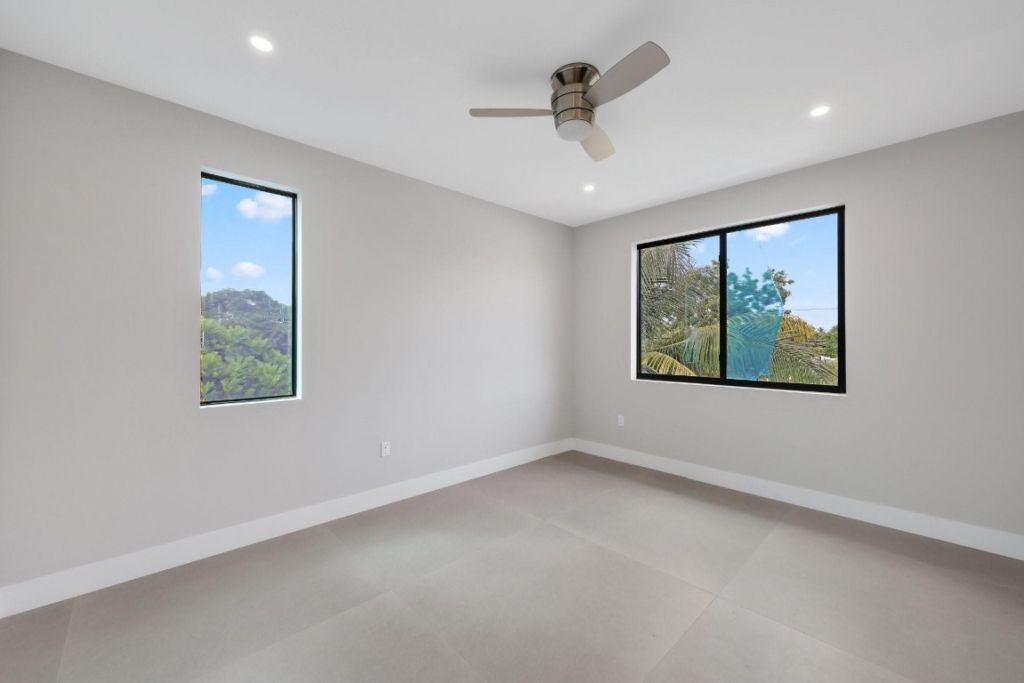 2015 NE 4th Ave, Wilton Manors, FL 33305 Photo