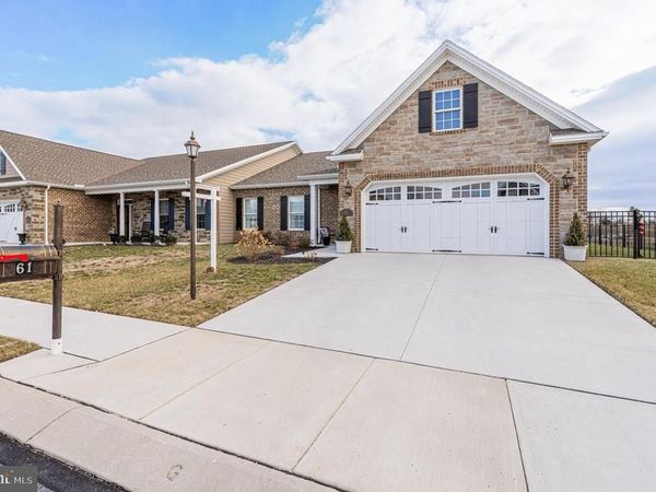 61 STONERS CIRCLE, LITTLESTOWN, PA 17340