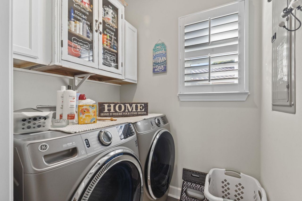 4408 Grande Harbour Blvd. Photo 17