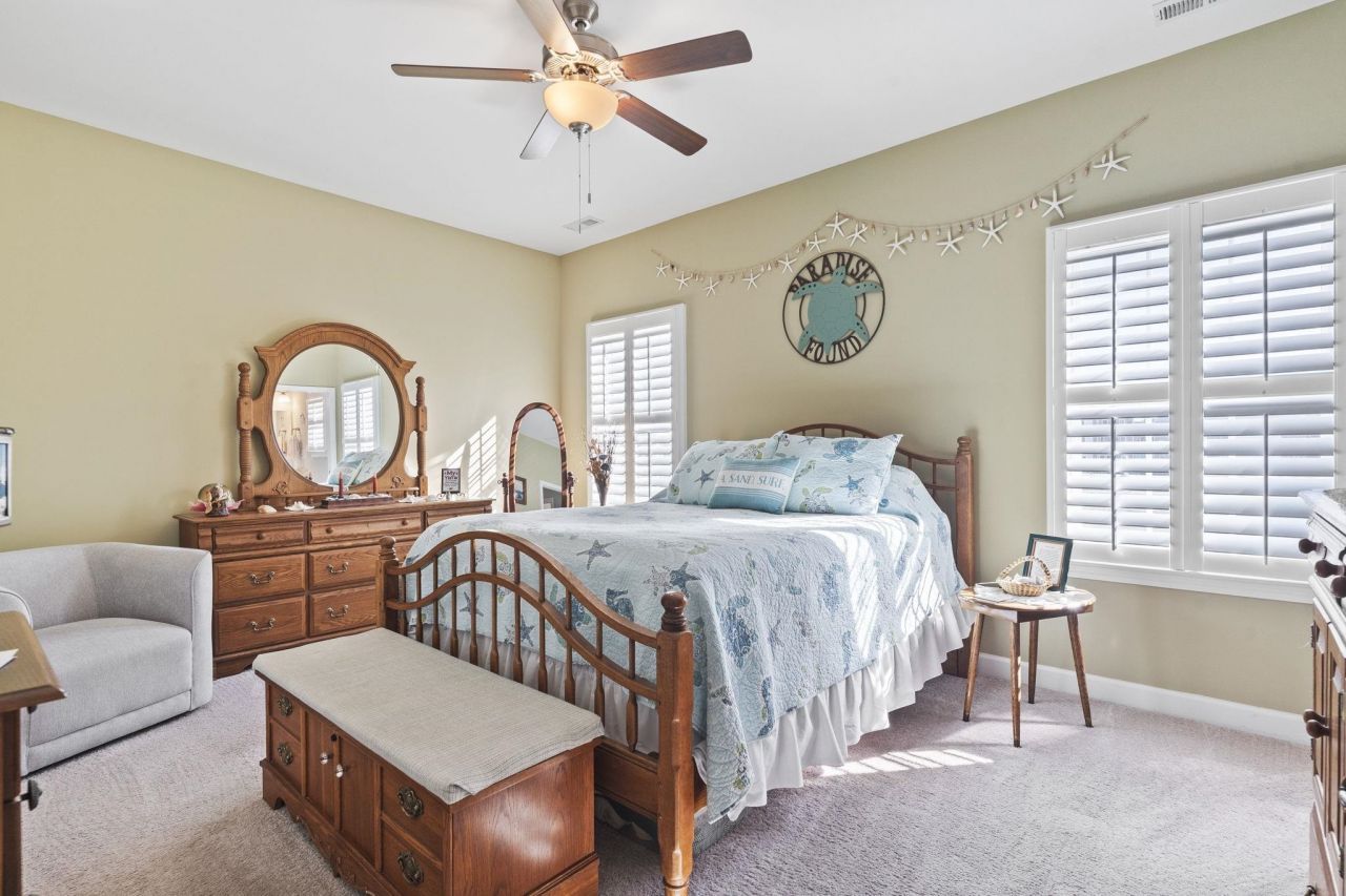 4408 Grande Harbour Blvd. Photo 20